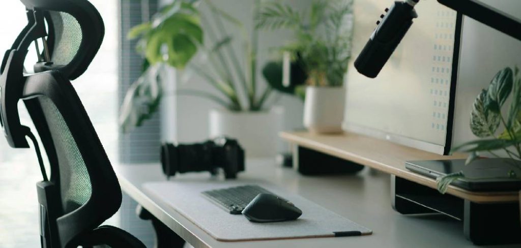 How to Avoid Distractions in the Office