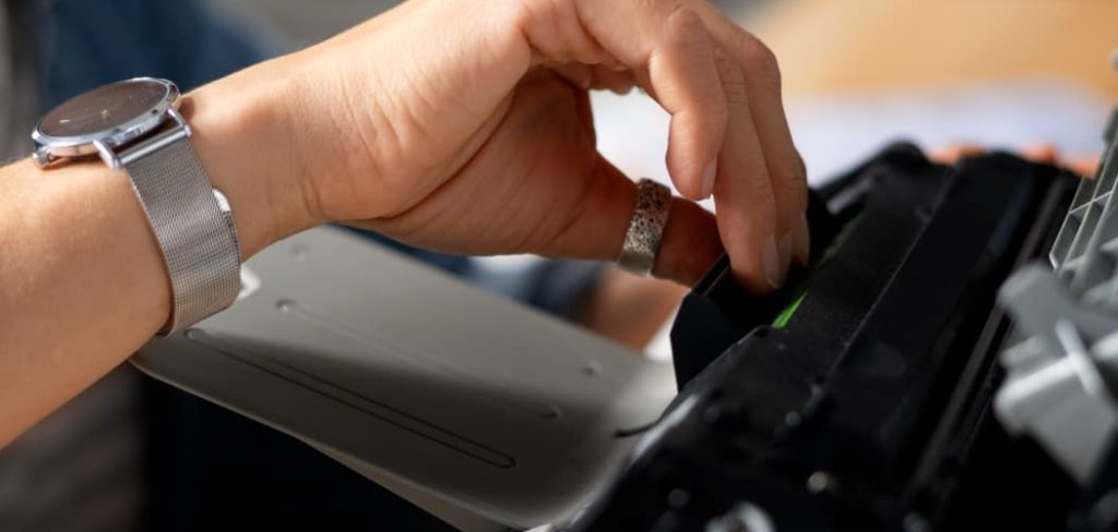 How to Empty Toner Waste Container