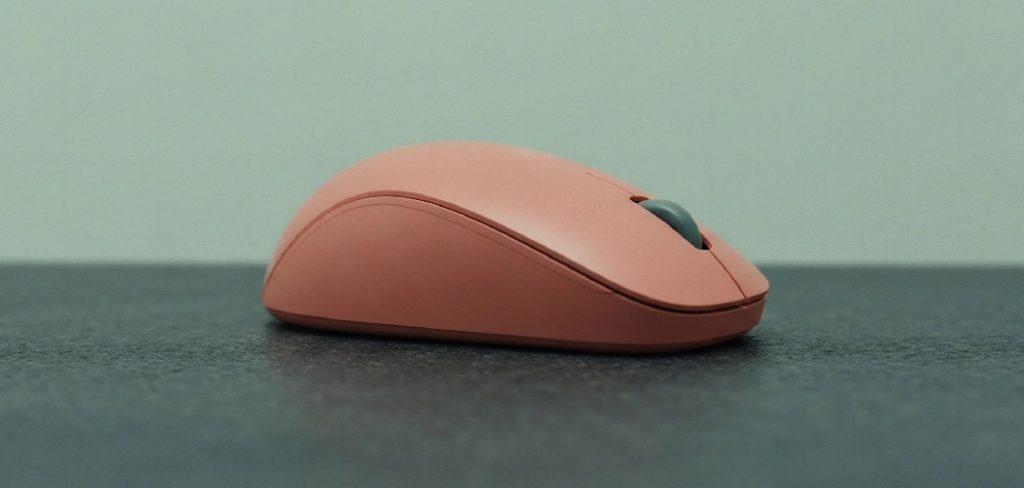 How to Keep Mouse Moving Without Touching