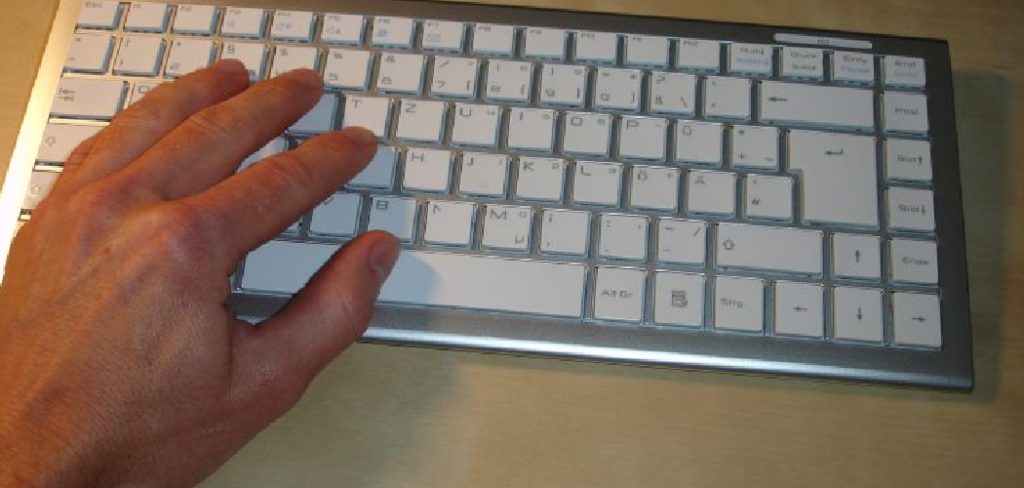 How to Protect Keyboard on 2 in 1 Laptop